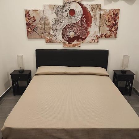 Holiday House Катанія Екстер'єр фото